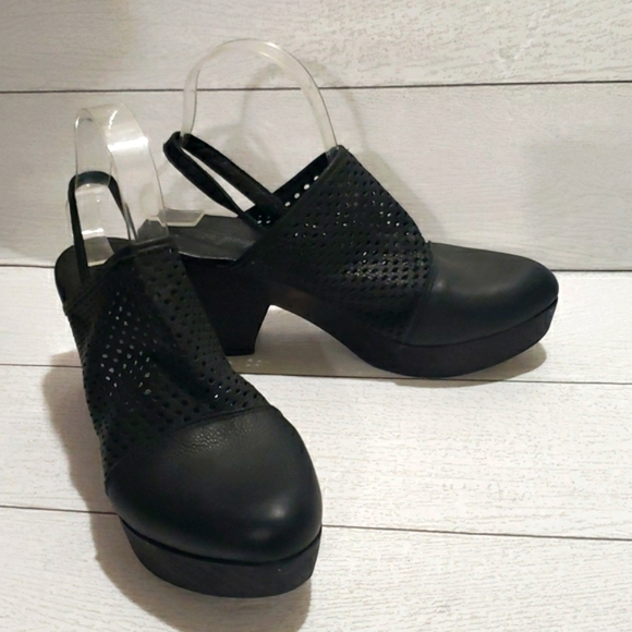 Free People 40 (9-9.5) black leather mules sling back with wood platfor… - Picture 1 of 9